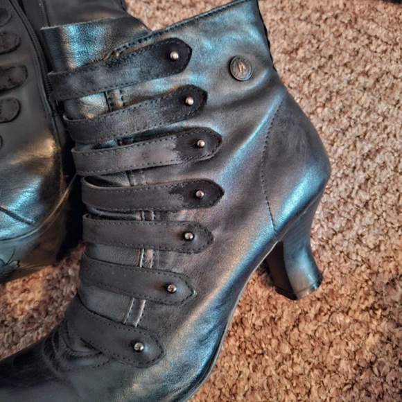 Hush Puppies Black Heeled Boots - Picture 3 of 5